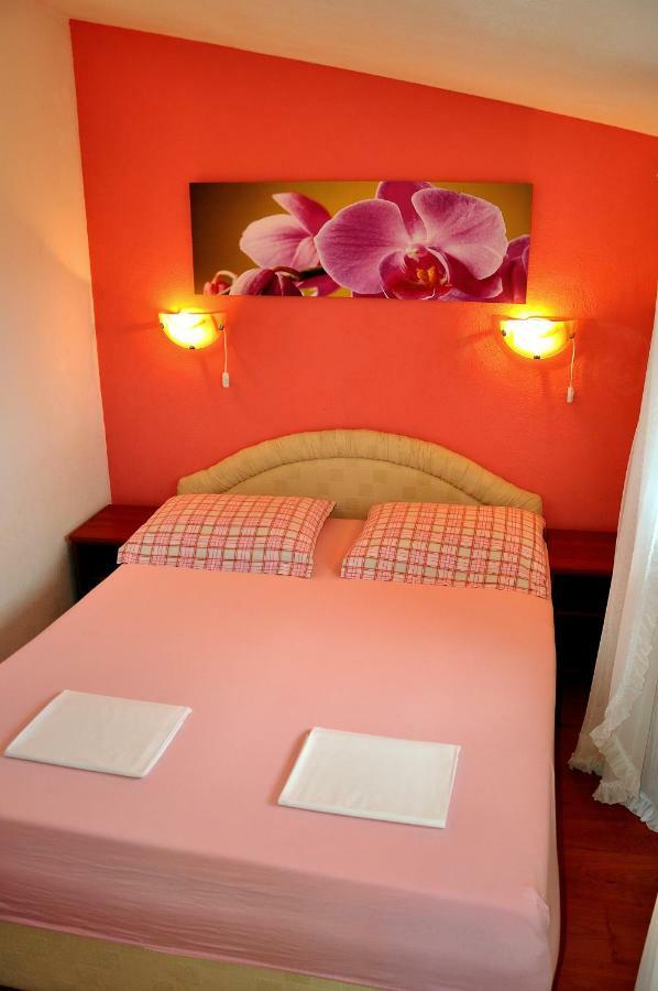 Apartments Villa Annika Slatine Kültér fotó