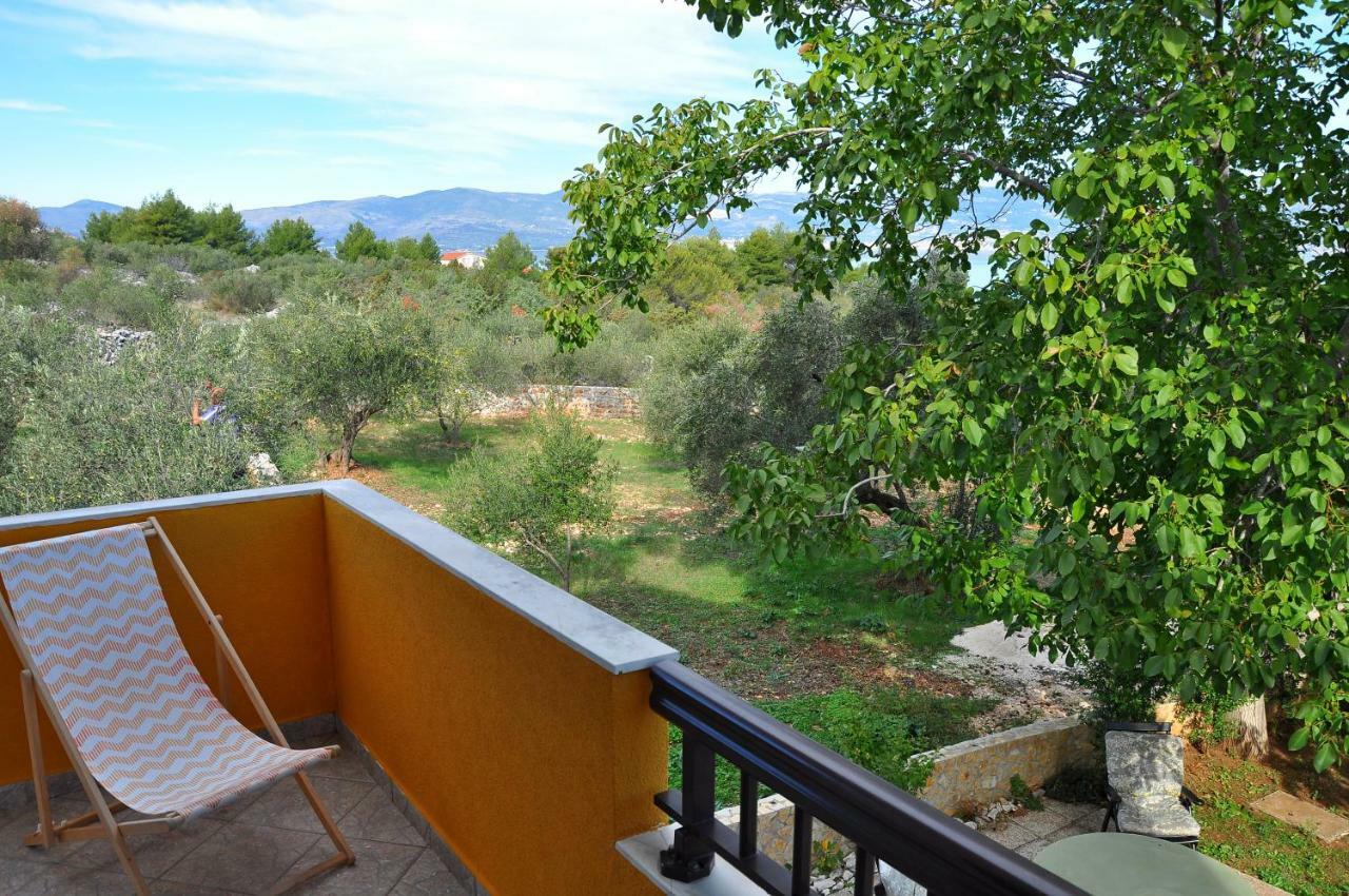 Apartments Villa Annika Slatine Kültér fotó